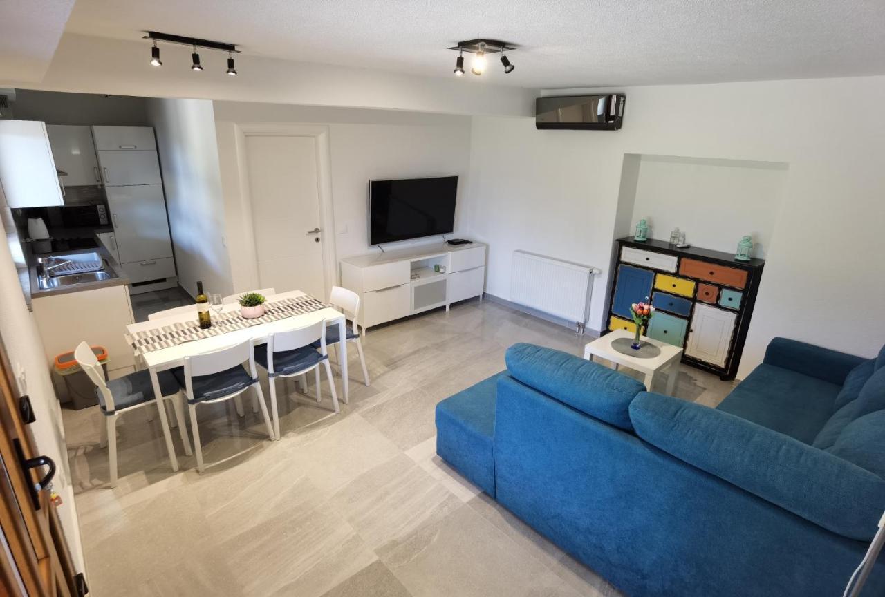 Апартаменти Apartman Bura Поседар'є Екстер'єр фото