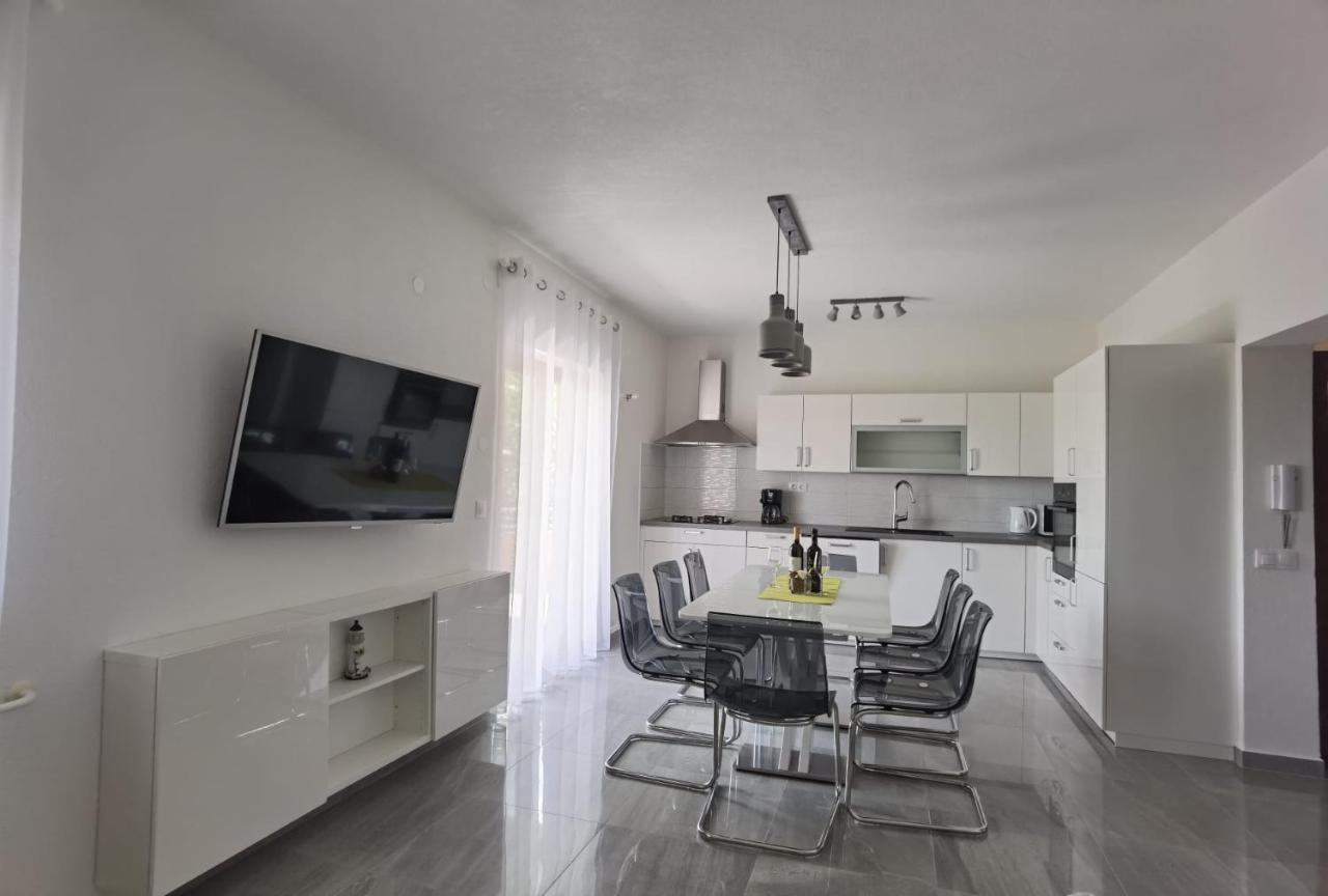 Апартаменти Apartman Bura Поседар'є Екстер'єр фото